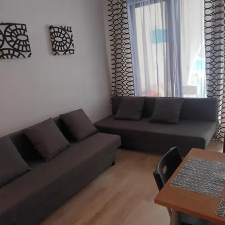 Apartment Deluxe Marina Cape 4 Stars 33 5